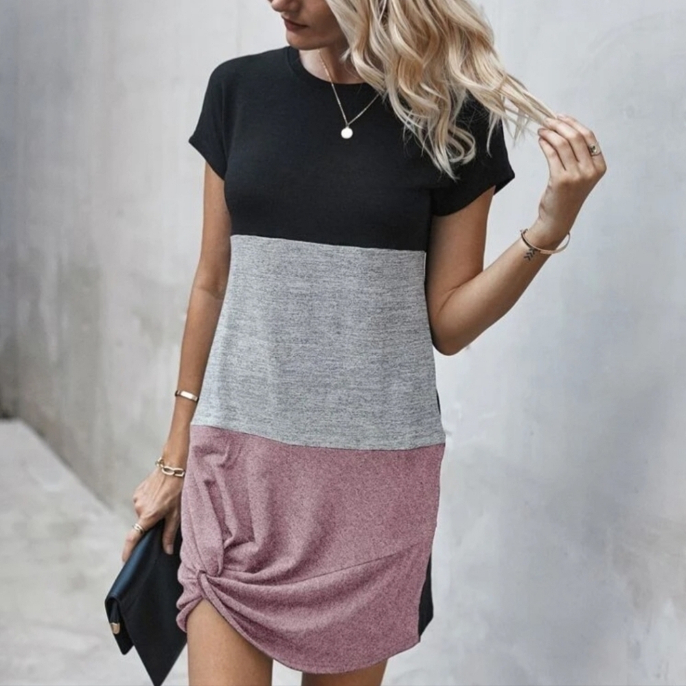 Colorblock Summer Knotted Twist Hem Tee Dress. New without Tags. Size SMALL. - Picture 1 of 6
